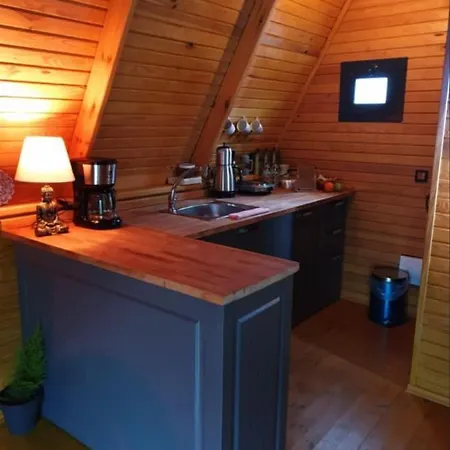 Dom wakacyjny Bungalow With Shared Garden Near In Cinarcik