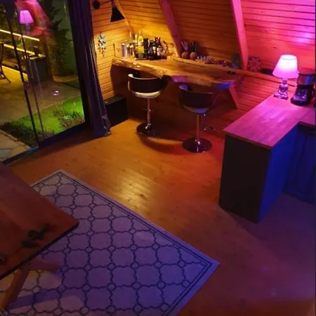 Bungalow With Shared Garden Near In Cinarcik Dom wakacyjny